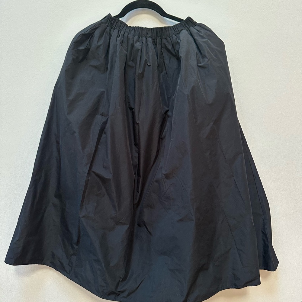 H&M Black A-Line Skirt